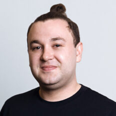 Александр Савельев