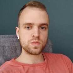 Андрей Иванов