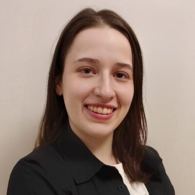 Арина Болонова
